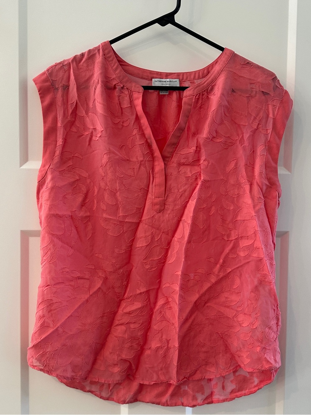 Katherine Barclay women’s dressy tank top size Medium floral coral